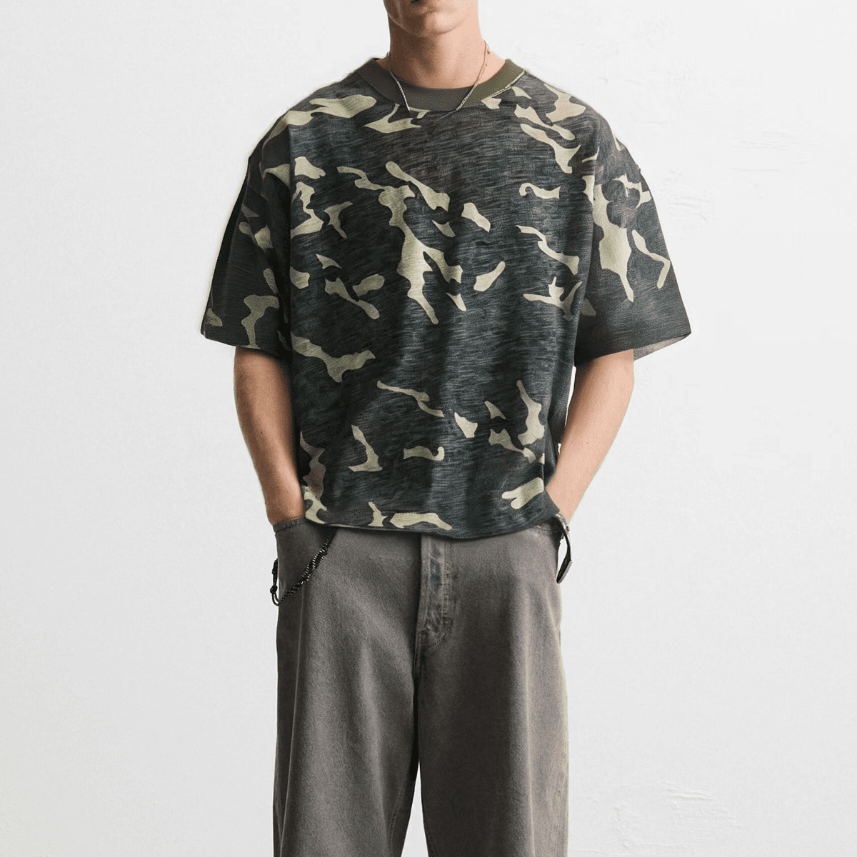 Unisex Camo Cropped Oversized T-shirt (260GSM)