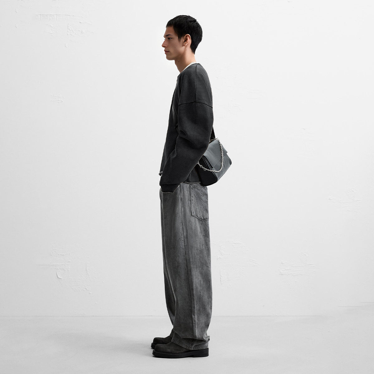 440GSM Unisex Washed Cropped Sweatshirt